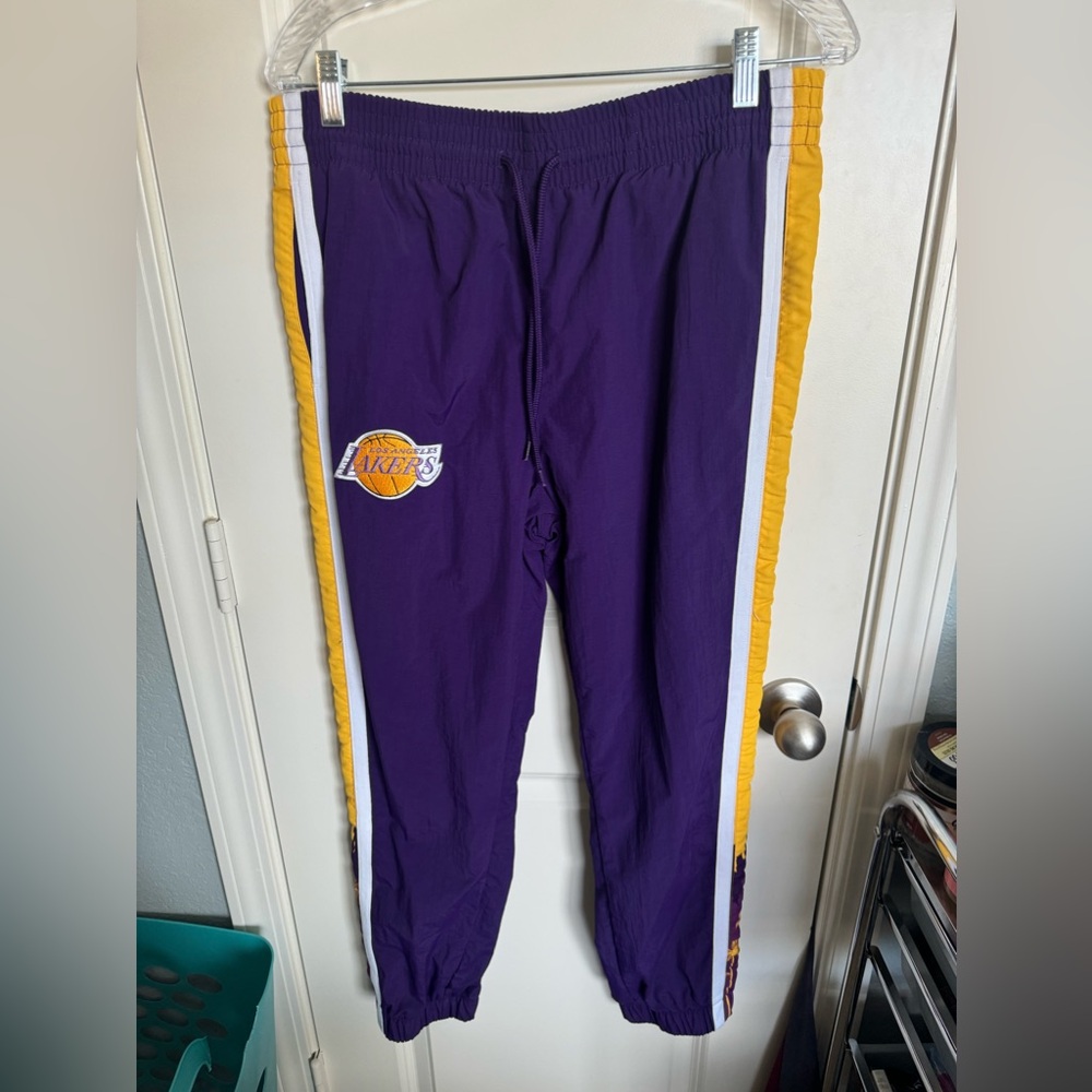 lakers Hook Shot Warm Up, Tear Away Pants 
-
